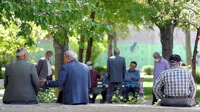 اگر تفاوت درآمد فرد شاغل و کسی که تمام وقت استراحت می‌کند تنها ۱۰درصد باشد، عقلا عموم افراد ترجیح می‌دهند بازنشسته شوند به جای اینکه بر سر کار باقی بمانند. این در حالی است که قوانین بازنشستگی بر اساس همان حکمت گفته‌شده باید افراد را ترغیب کنند که کماکان شاغل بمانند و دیرتر بازنشسته شوند.