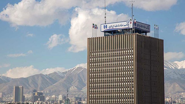 مدیر عامل بانک صادرات از افزایش 486 درصدی سود بانک صادرات و  عبور سپرده های بانک از مرز 700 هزار میلیارد تومان خبر داد.